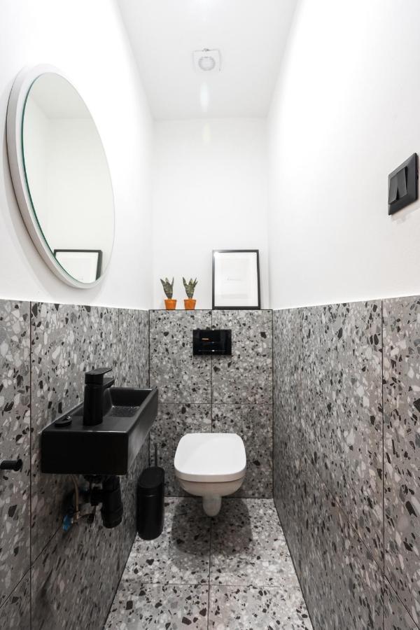 Luxury Peaceful Apartment By The St Stephen'S Basilica Budapest Ngoại thất bức ảnh