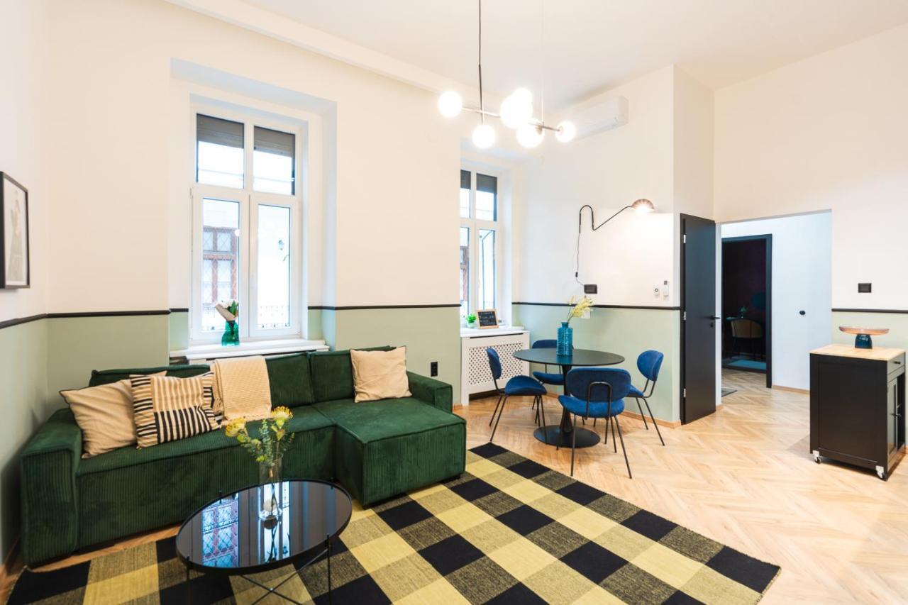 Luxury Peaceful Apartment By The St Stephen'S Basilica Budapest Ngoại thất bức ảnh