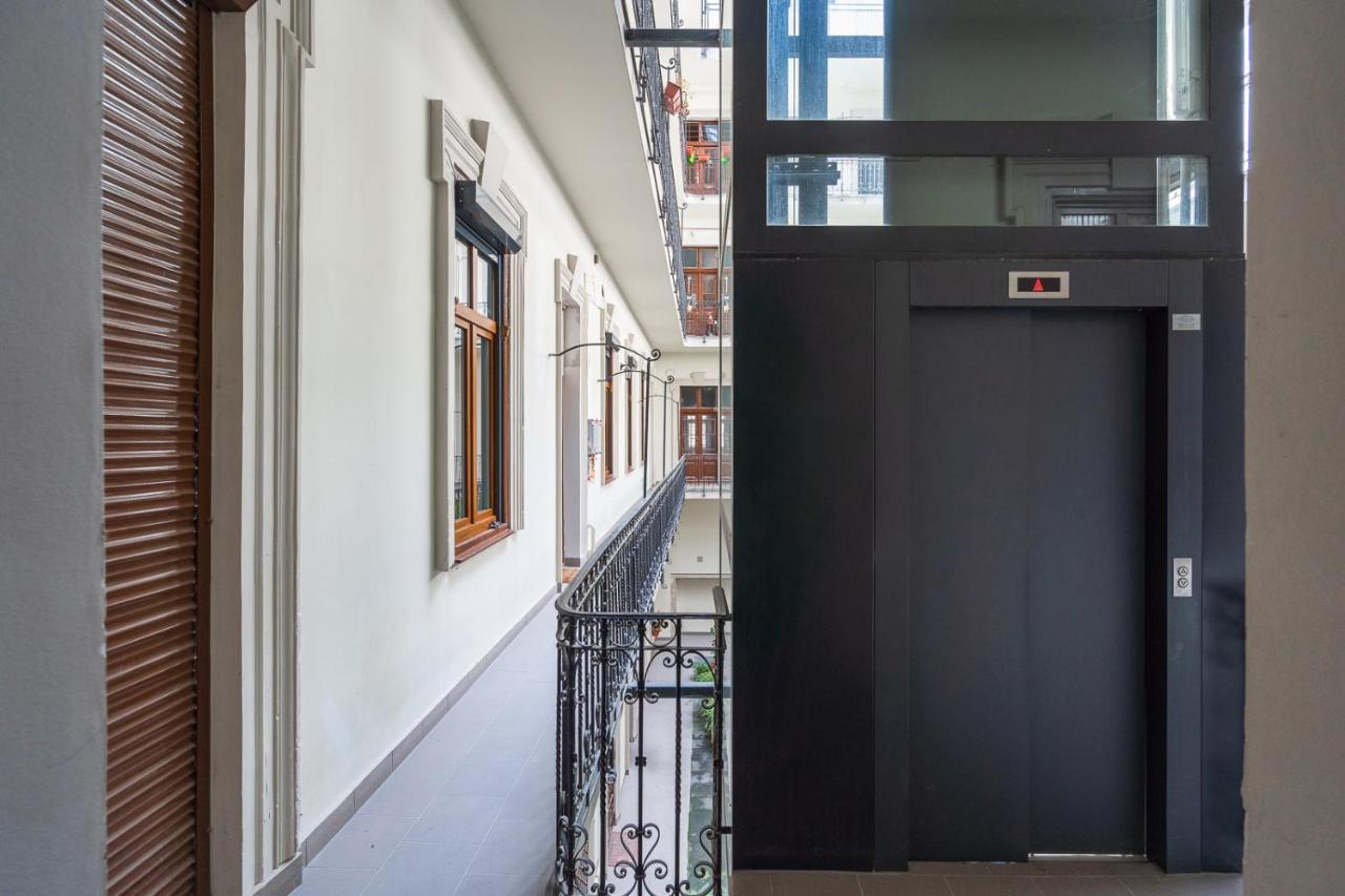 Luxury Peaceful Apartment By The St Stephen'S Basilica Budapest Ngoại thất bức ảnh